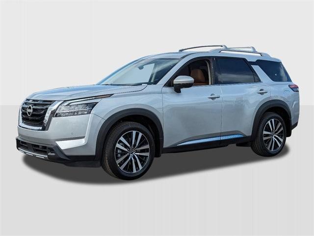new 2024 Nissan Pathfinder car, priced at $44,401