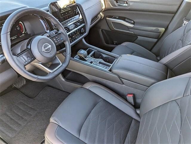 new 2024 Nissan Pathfinder car, priced at $44,401