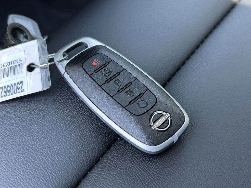 new 2025 Nissan Murano car, priced at $39,255