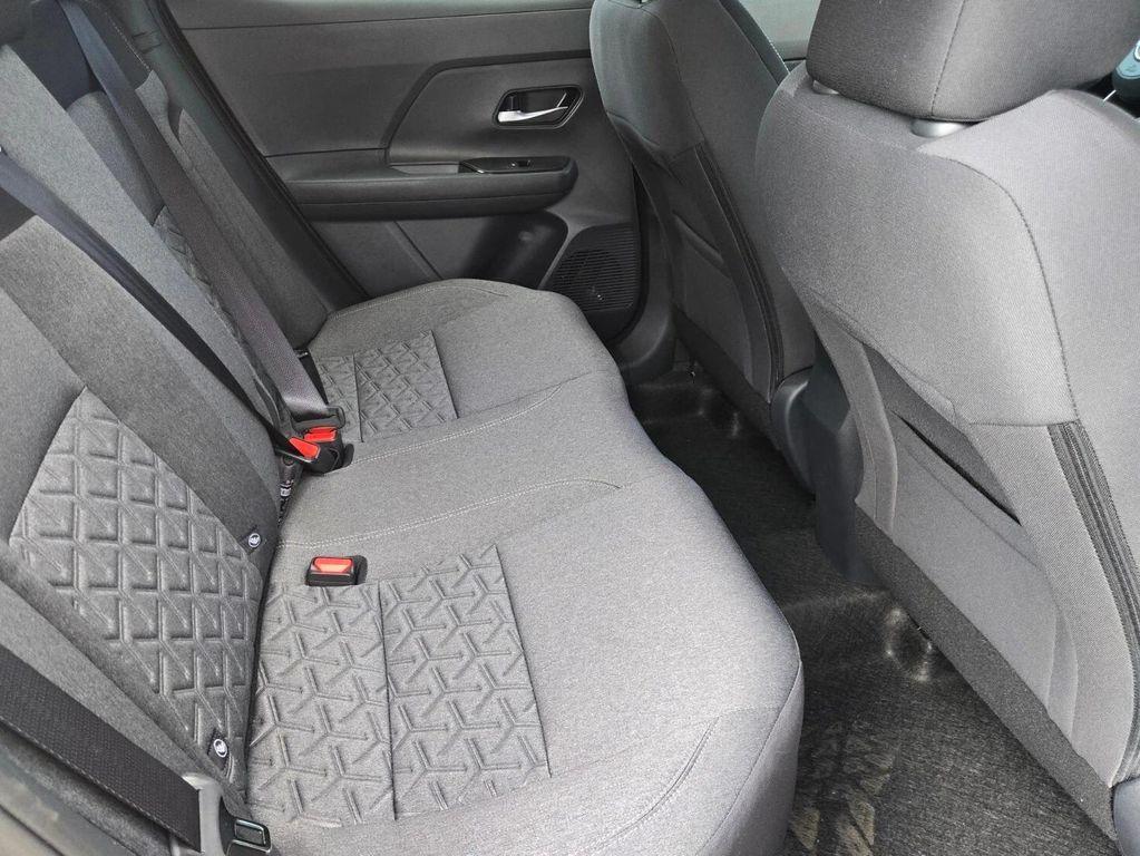 new 2025 Nissan Kicks car, priced at $26,600