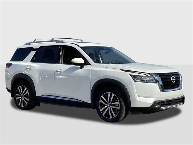 new 2024 Nissan Pathfinder car, priced at $50,183