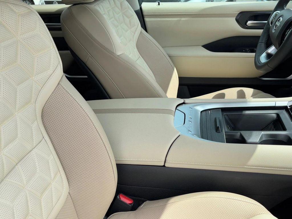 new 2026 Nissan Armada car, priced at $72,072