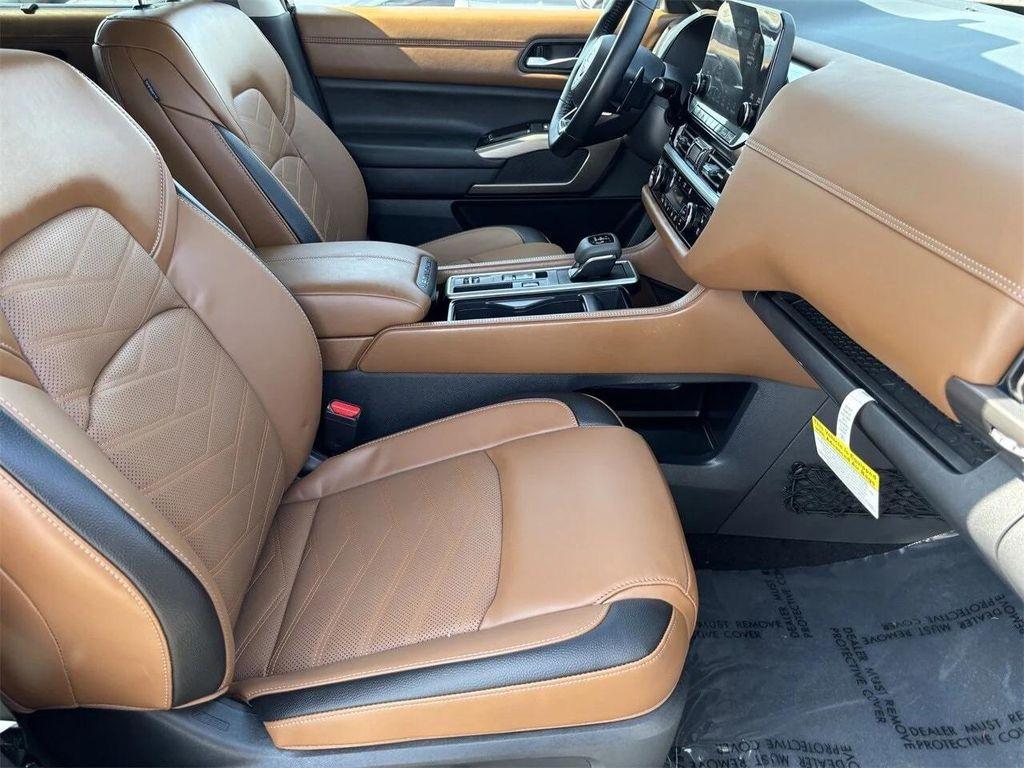 new 2025 Nissan Pathfinder car, priced at $42,498