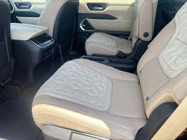 new 2025 Nissan Armada car, priced at $81,339