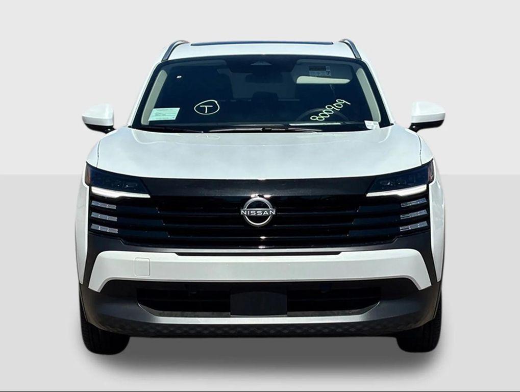 new 2025 Nissan Kicks car, priced at $27,500
