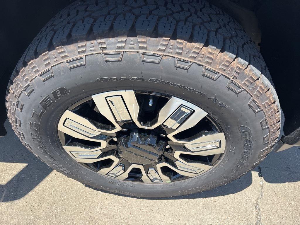 new 2025 GMC Sierra 2500 car, priced at $89,190