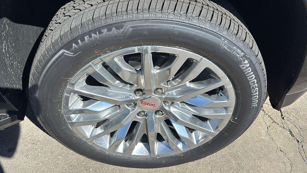 new 2025 GMC Yukon XL car, priced at $79,360