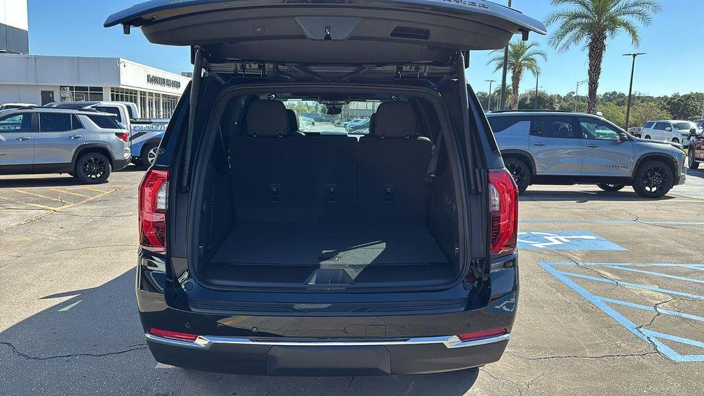 new 2025 GMC Yukon XL car, priced at $79,360