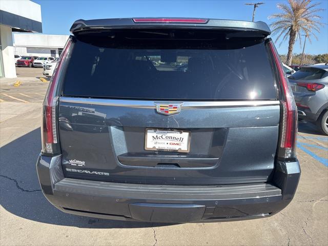 used 2020 Cadillac Escalade ESV car, priced at $34,638