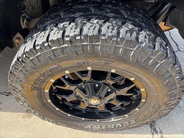 used 2019 Jeep Wrangler Unlimited car, priced at $24,312