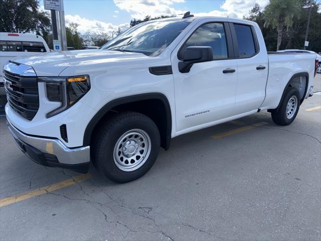 new 2025 GMC Sierra 1500 car, priced at $42,165