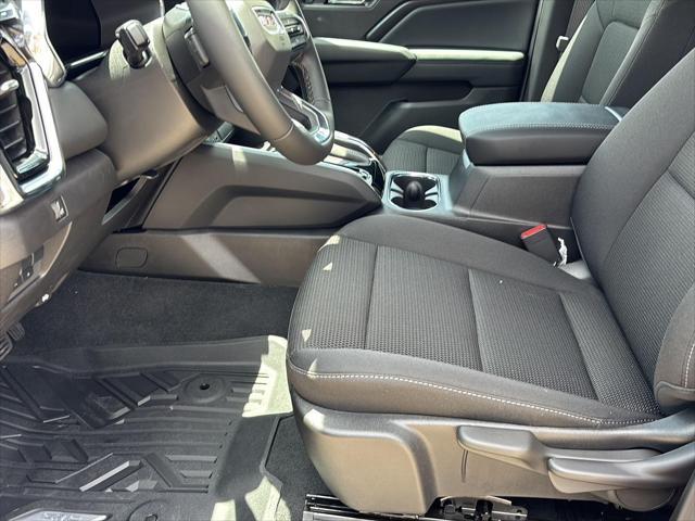new 2025 GMC Canyon car, priced at $40,040