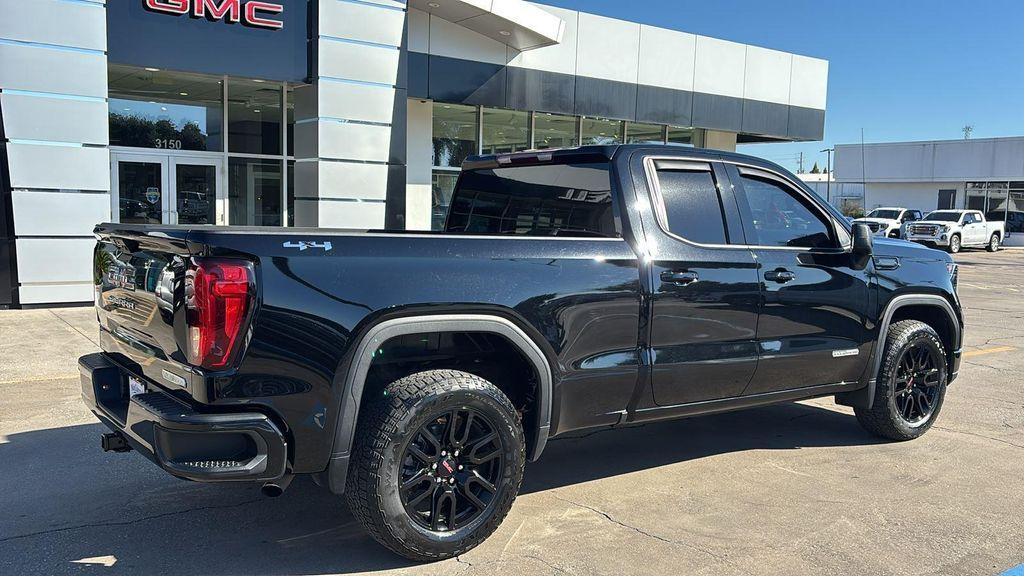used 2023 GMC Sierra 1500 car, priced at $36,946