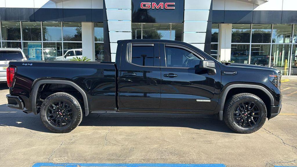 used 2023 GMC Sierra 1500 car, priced at $36,946
