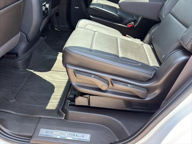 used 2022 GMC Yukon car, priced at $57,983