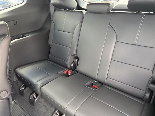 new 2025 GMC Acadia car, priced at $50,325