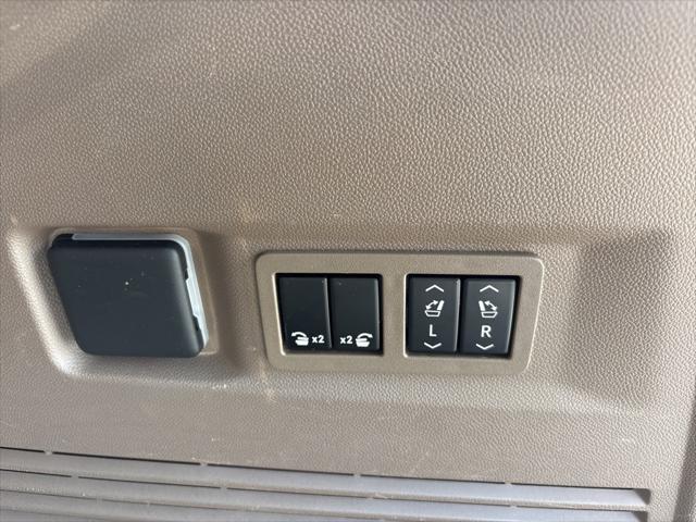 used 2021 GMC Yukon car, priced at $52,983