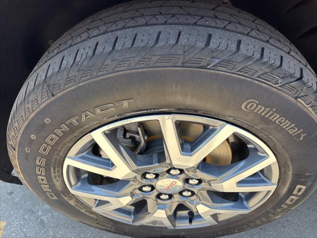 used 2023 GMC Acadia car, priced at $29,788