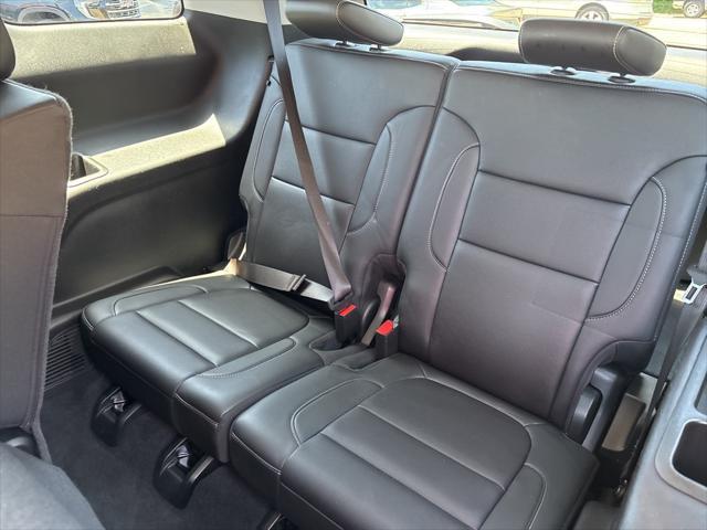 used 2023 GMC Acadia car, priced at $29,788