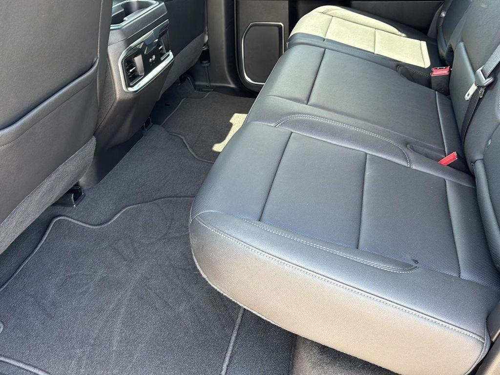 used 2022 GMC Sierra 1500 car, priced at $38,762