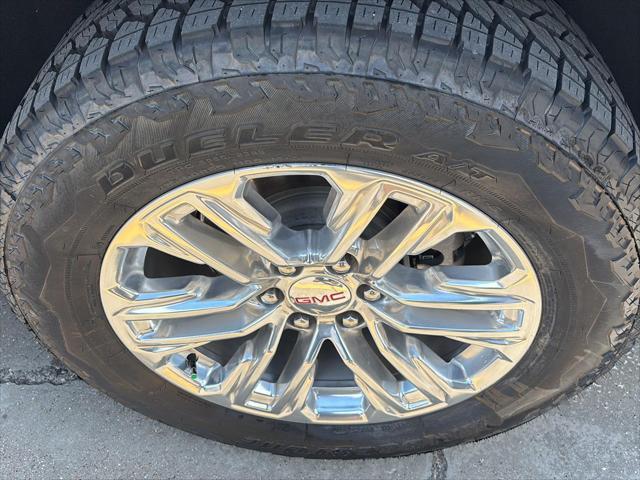 used 2024 GMC Yukon car, priced at $61,974