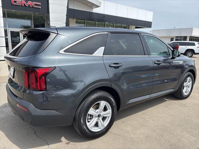used 2023 Kia Sorento car, priced at $23,885