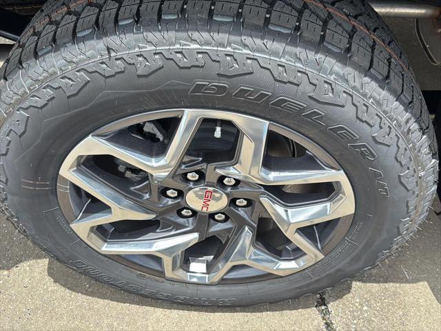 new 2025 GMC Sierra 1500 car, priced at $60,675