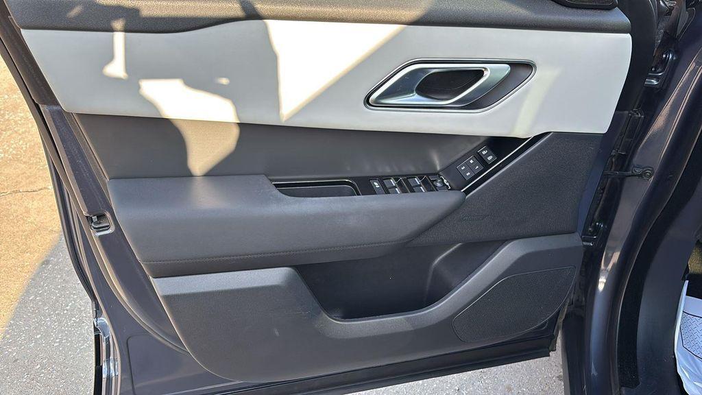 used 2025 Land Rover Range Rover Velar car, priced at $47,698