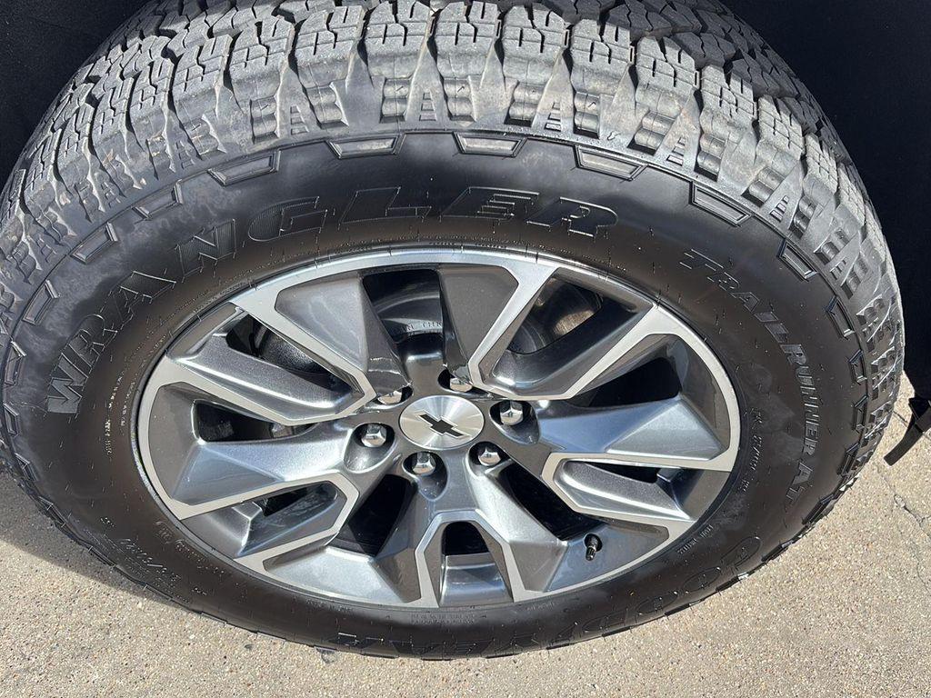 used 2024 Chevrolet Silverado 1500 car, priced at $51,993