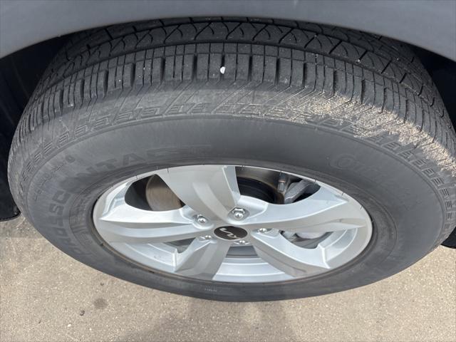 used 2023 Kia Sorento car, priced at $24,997
