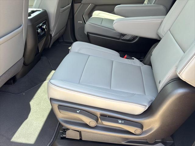 new 2025 GMC Yukon XL car, priced at $76,240
