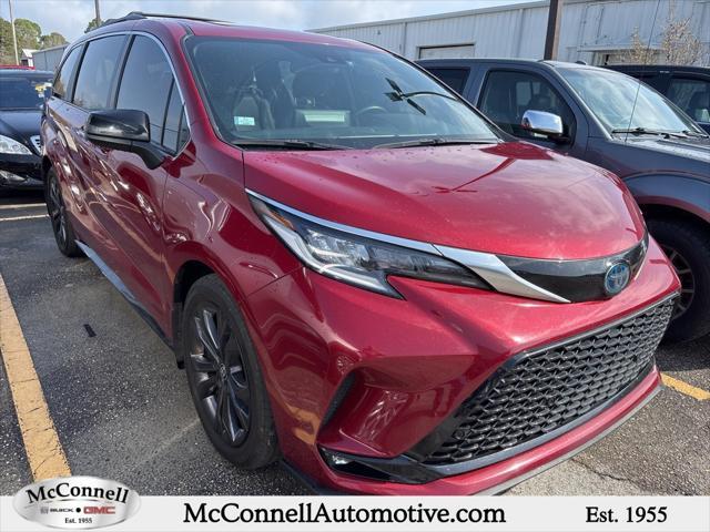 used 2022 Toyota Sienna car, priced at $34,421