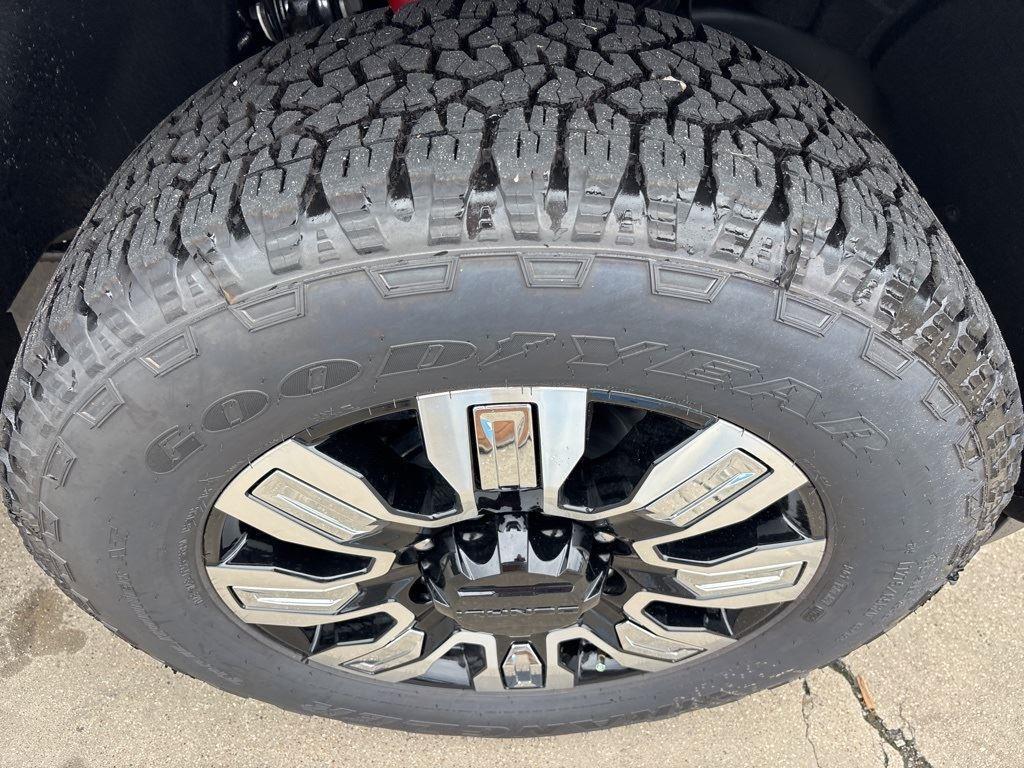 new 2025 GMC Sierra 2500 car, priced at $88,990