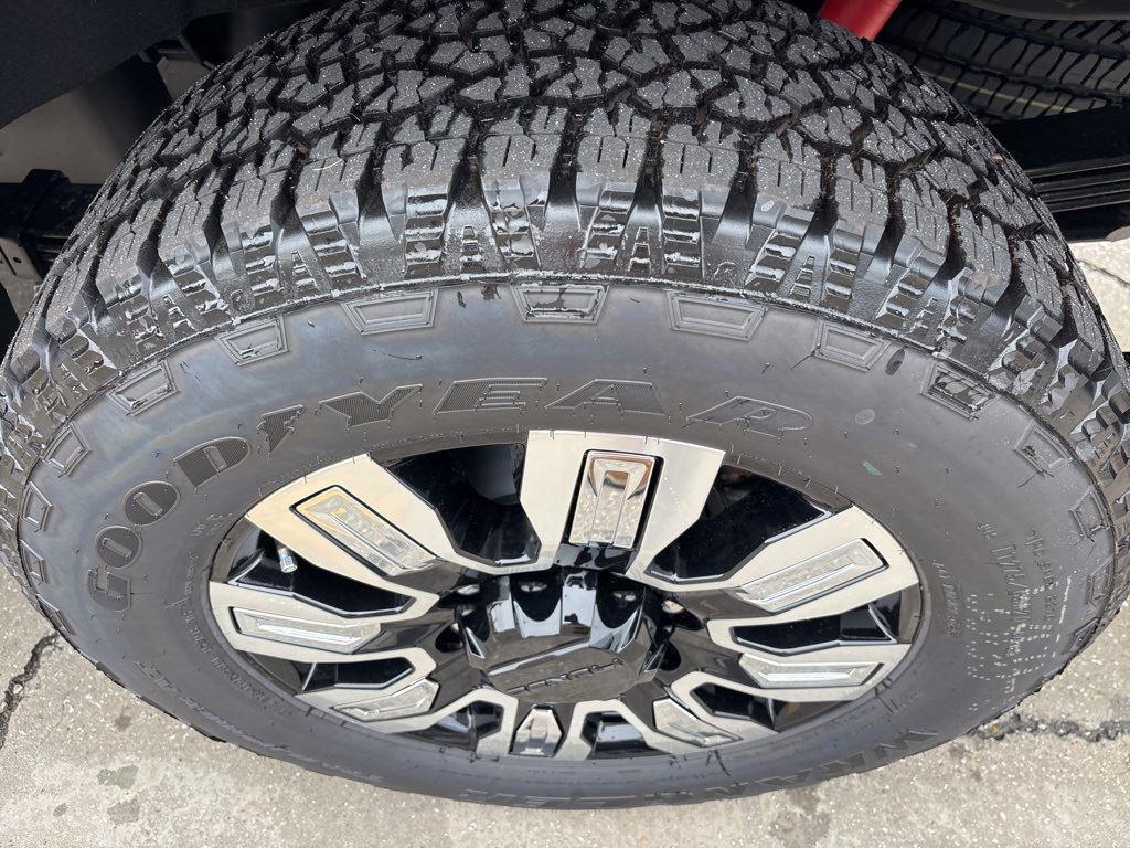 new 2025 GMC Sierra 2500 car, priced at $88,990