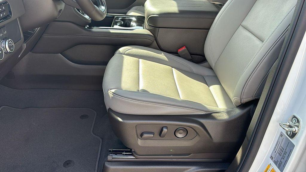 new 2026 GMC Yukon XL car, priced at $75,515