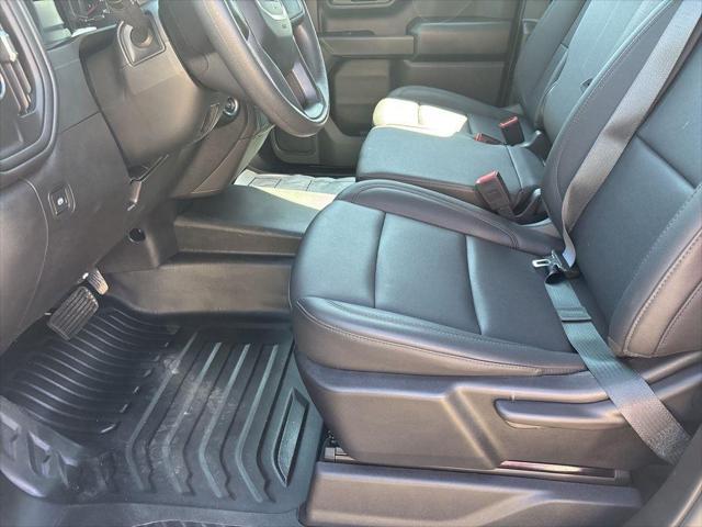 new 2025 GMC Sierra 1500 car, priced at $38,085