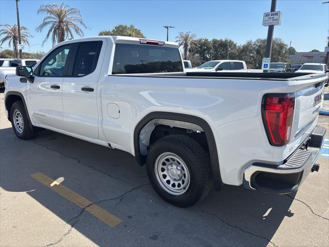 new 2025 GMC Sierra 1500 car, priced at $40,655