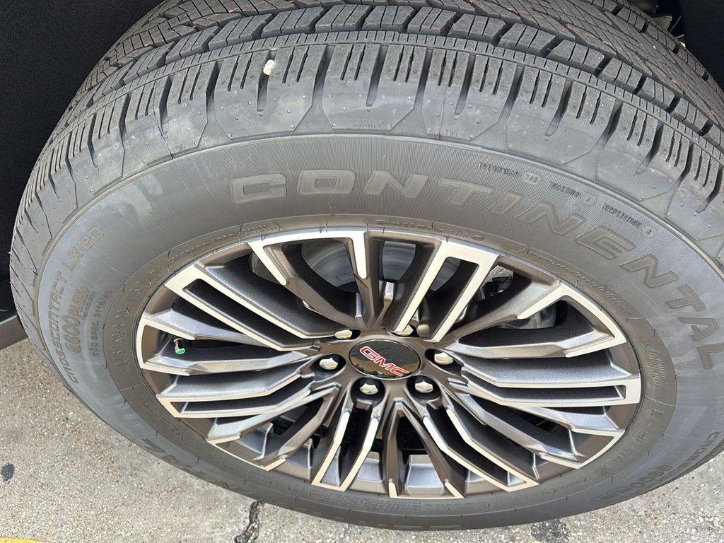 new 2026 GMC Yukon XL car, priced at $76,010