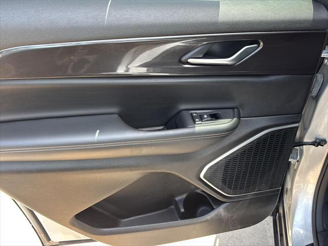 used 2022 Jeep Grand Cherokee L car, priced at $30,912