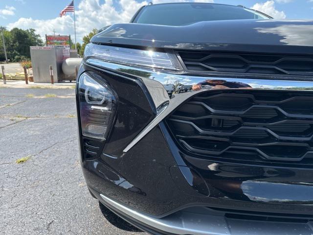new 2025 Chevrolet Trax car, priced at $24,148