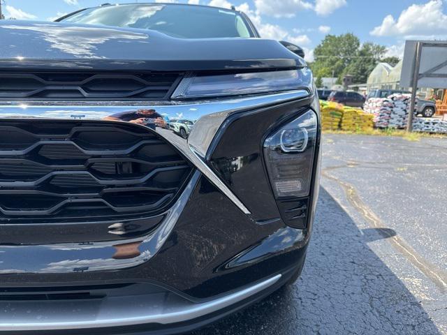 new 2025 Chevrolet Trax car, priced at $24,148