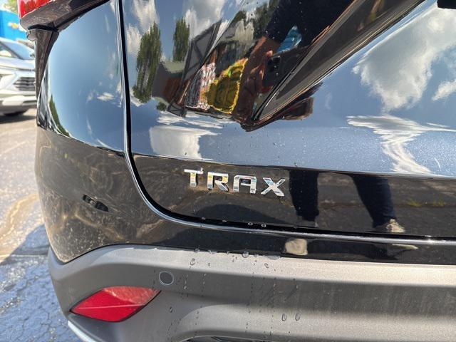 new 2025 Chevrolet Trax car, priced at $24,148