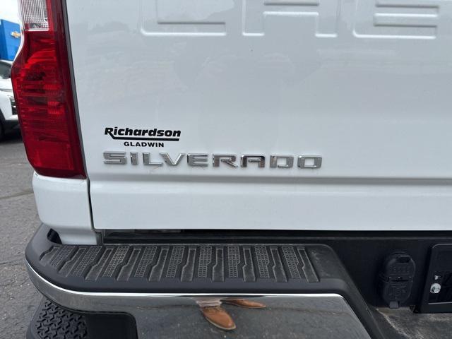 new 2025 Chevrolet Silverado 2500 car, priced at $48,987