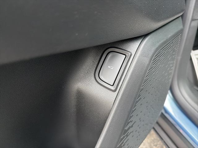 new 2026 Chevrolet Equinox car, priced at $37,119