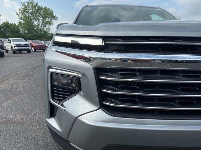 new 2025 Chevrolet Traverse car, priced at $39,825