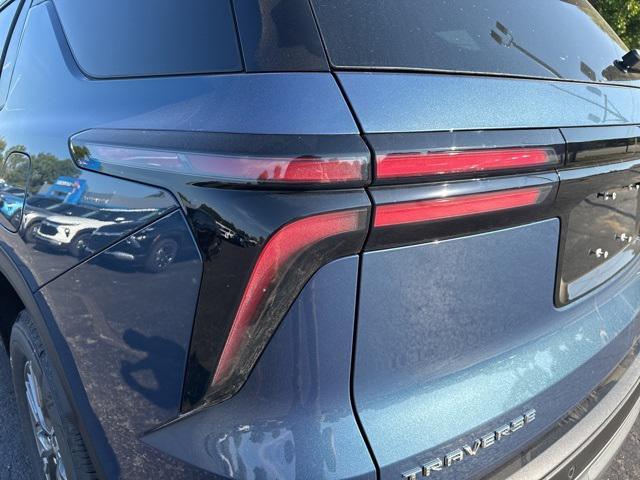 new 2026 Chevrolet Traverse car, priced at $41,876