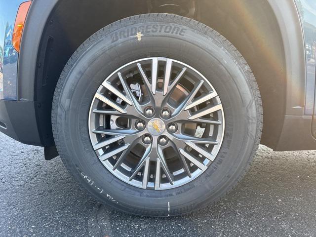new 2026 Chevrolet Traverse car, priced at $41,876