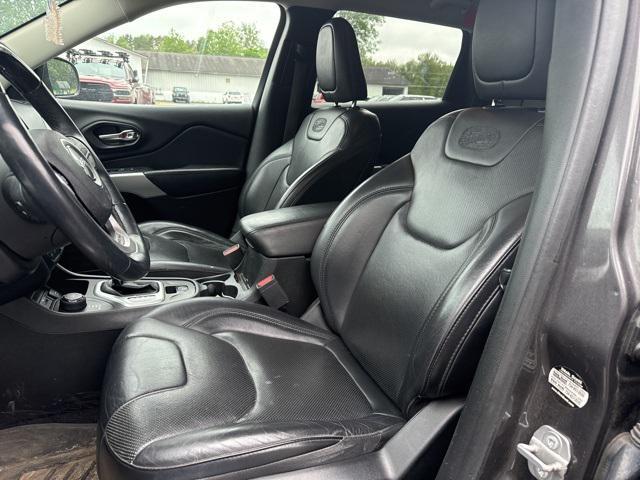 used 2018 Jeep Cherokee car, priced at $12,998