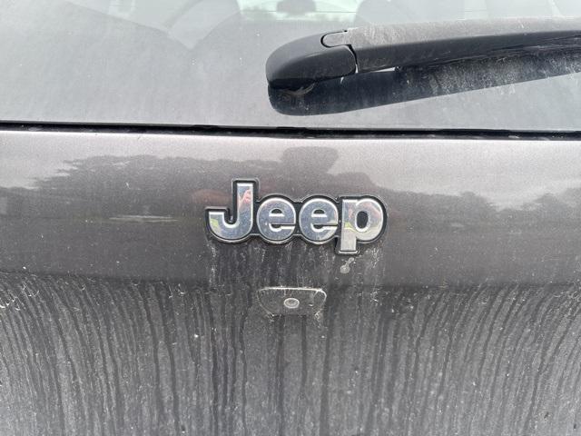 used 2018 Jeep Cherokee car, priced at $12,998