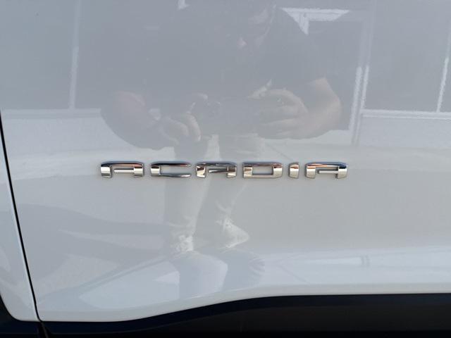 used 2023 GMC Acadia car, priced at $28,997